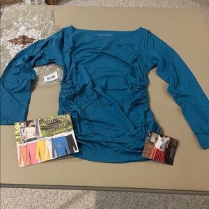 Soft Surroundings Complimentary Ruched Top NWT Size XS Long Sleeve